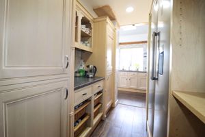 Kitchen- click for photo gallery